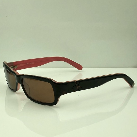 Calvin Klein Black Oval Sunglasses - Picture 3 of 6